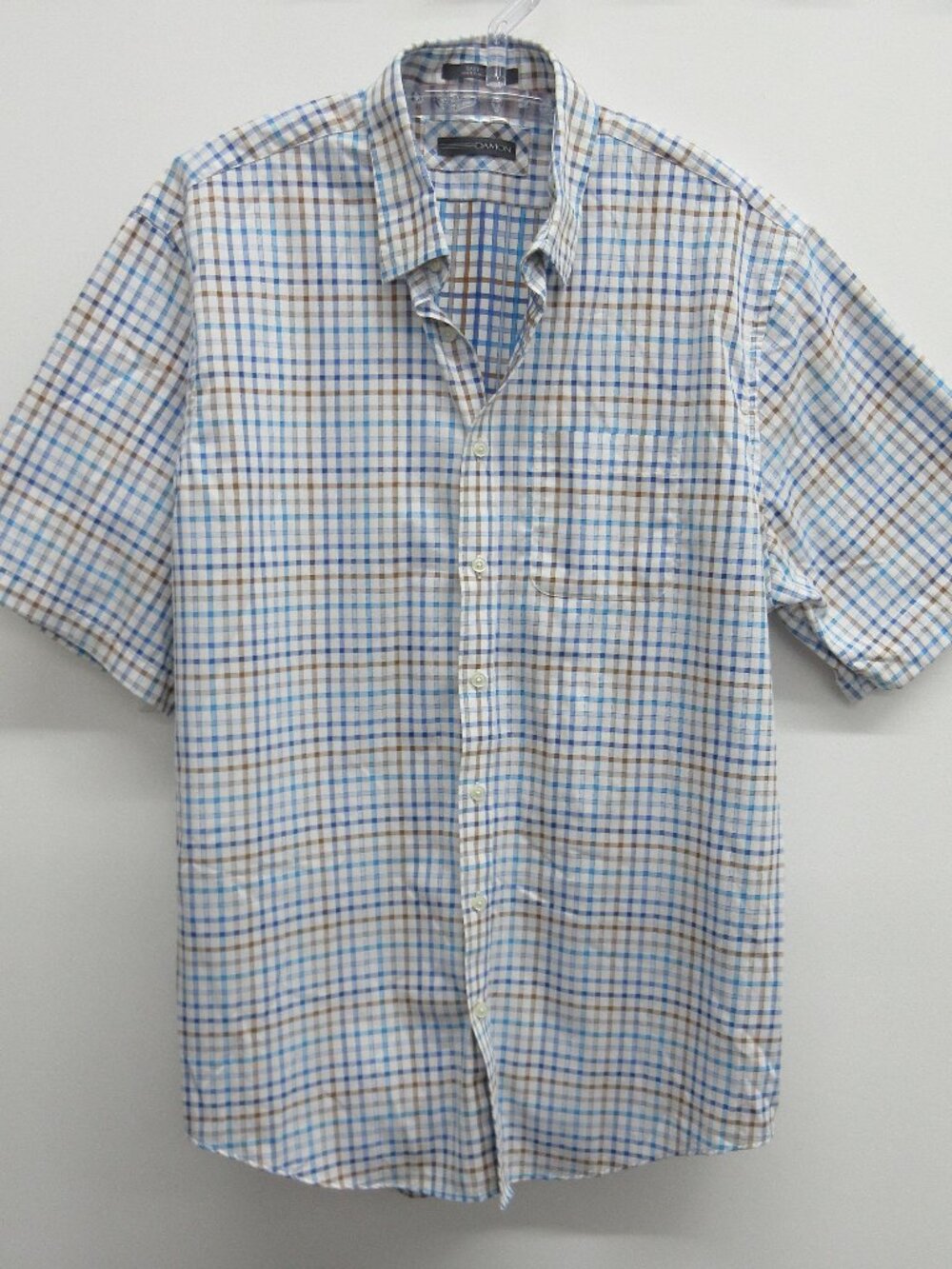 DAMON EASY CARE BUTTON UP SHIRT MENS XL SHORT SLEEVE WHITHE BROWN BLUE PLAID